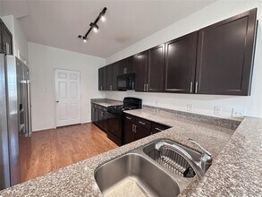17018 Wilthorne Gardens Ct in Houston, TX - Building Photo - Building Photo