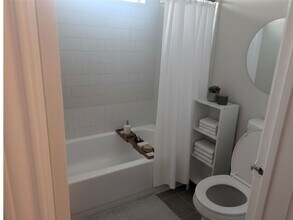 12328 Springcrest Dr in Houston, TX - Building Photo - Building Photo