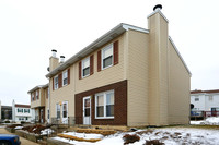 1718-1740 N Marywood Ave in Aurora, IL - Foto de edificio - Building Photo