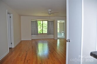 305 Grady Ave in Tryon, NC - Building Photo - Building Photo