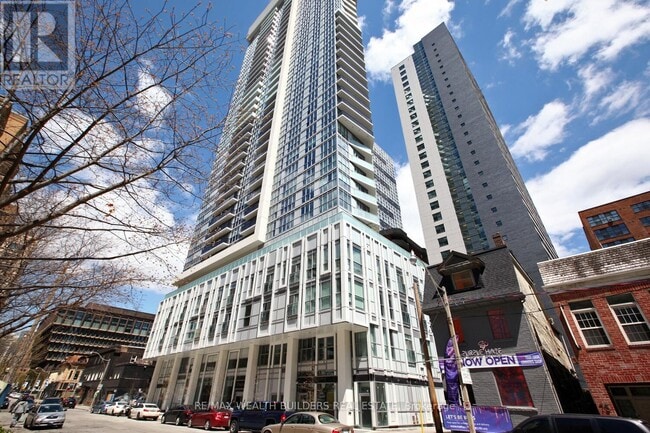 property at 77-1077 Mutual St
