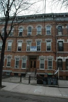 1714 Himrod St in Ridgewood, NY - Foto de edificio