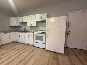 41-43 Central St in Haverhill, NH - Foto de edificio - Building Photo