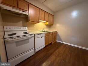 400 Glendale Rd in Havertown, PA - Building Photo - Building Photo