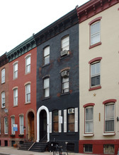 135 N 21st St in Philadelphia, PA - Building Photo - Building Photo