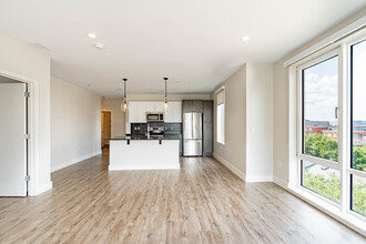 95 Saint in Boston, MA - Building Photo - Interior Photo