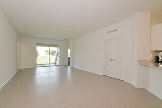 7601 Gemstone St in Groveland, FL - Building Photo - Building Photo