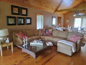 6969 Chari Dr in Hillsboro, OH - Building Photo - Building Photo