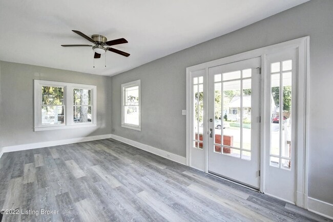 130 Gillette Ave in Louisville, KY - Foto de edificio - Building Photo