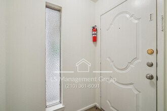 6604 Cherryleaf St in San Antonio, TX - Building Photo - Building Photo