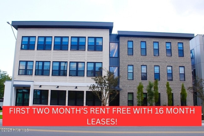 property at 1124 Castle St
