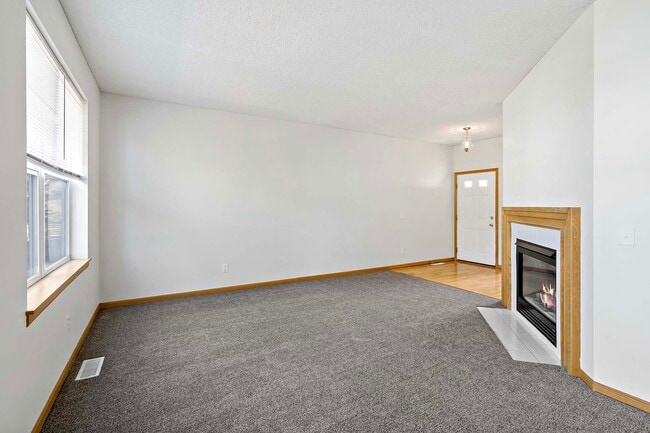 17008 39th Ave N in Minneapolis, MN - Building Photo - Building Photo