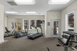 Country Gables Apartments in Puyallup, WA - Building Photo - Building Photo