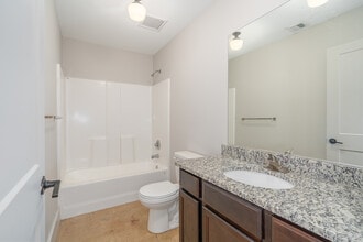 Keystone Lofts in Aurora, IL - Building Photo - Interior Photo