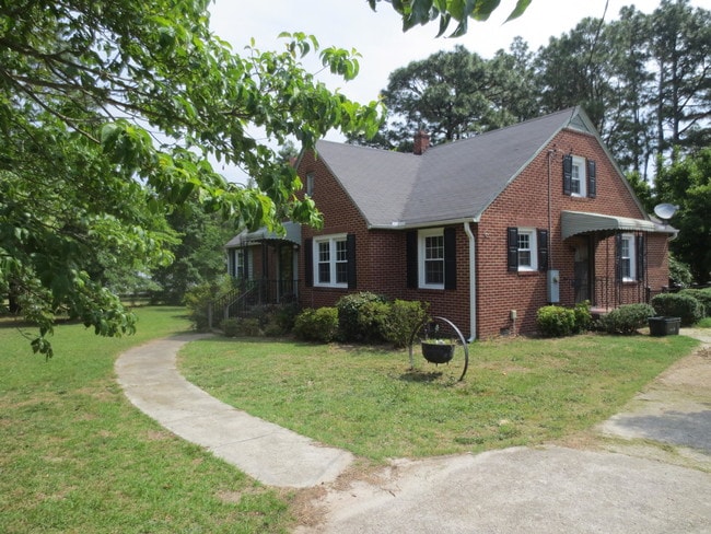 property at 1285 Central Dr
