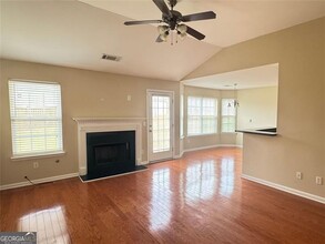 5432 VILLAGE in Fairburn, GA - Building Photo - Building Photo