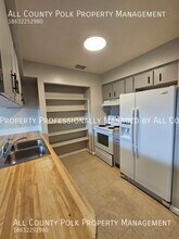 1509 Moonlite Dr in Lakeland, FL - Foto de edificio - Building Photo