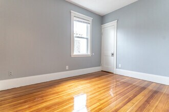 11 Saint Marks Rd, Unit 3 in Boston, MA - Building Photo - Building Photo