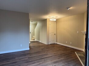 20836 109th Ln SE in Kent, WA - Building Photo - Building Photo