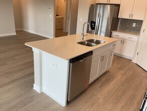 802 Treeline Rd in Moore, SC - Foto de edificio - Building Photo