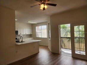 10873 Windsor Walk Dr, Unit 4302 in Orlando, FL - Building Photo - Building Photo