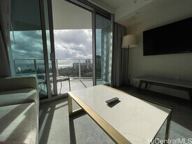 2139 Kuhio Ave. in Honolulu, HI - Building Photo