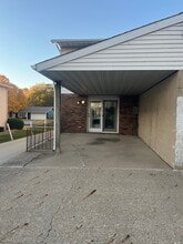 1208 Miller St in Washington, IL - Foto de edificio - Building Photo