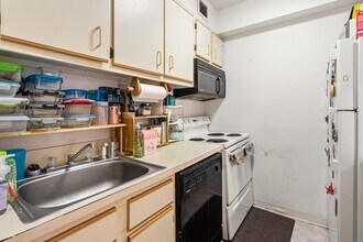 43-49-49 Van Wagenen Ave in Jersey City, NJ - Building Photo - Building Photo