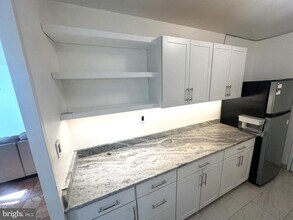 6621 Wakefield Dr in Alexandria, VA - Building Photo - Building Photo