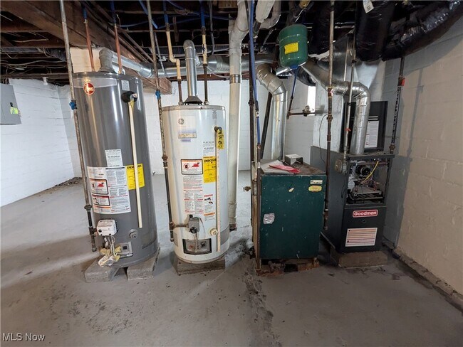 property at 1463 W 84th St