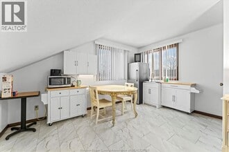 1467 Guildwood Crescent in Windsor, ON - Building Photo - Building Photo