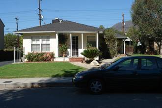 1223 N Verdugo Rd in Glendale, CA - Building Photo - Building Photo