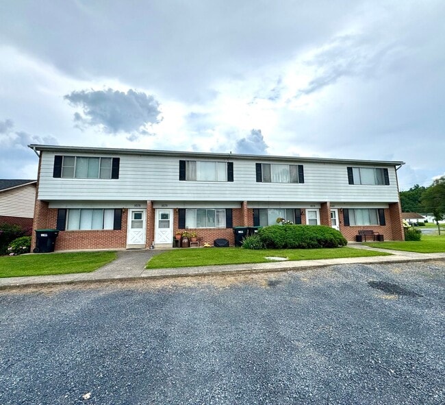 property at 9574 Shenandoah Dr