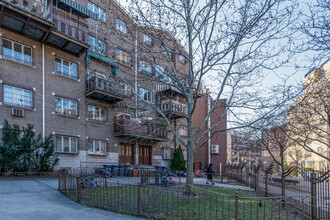 169 Wallabout St in Brooklyn, NY - Building Photo - Building Photo