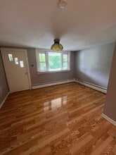 16 Andrewsville St in Lansford, PA - Building Photo - Building Photo