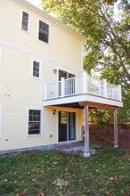 10 Manahan St in Chelmsford, MA - Building Photo - Building Photo