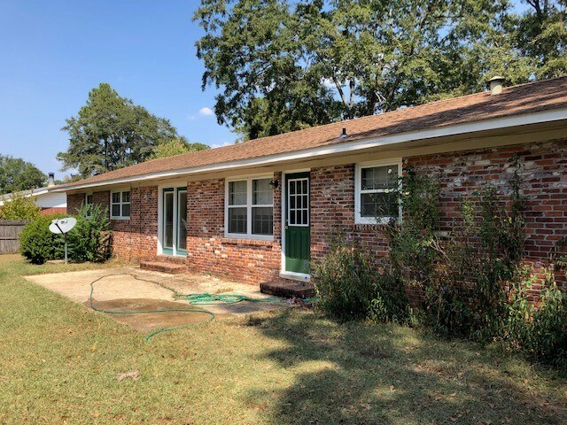 1903 Azure Dr in Dothan, AL - Building Photo - Building Photo