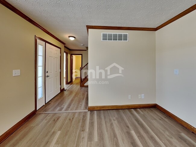 383 Clifden Ct in Sunbury, OH - Building Photo - Building Photo