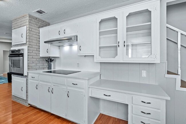 6121 Whitman Ave in Fort Worth, TX - Building Photo - Building Photo