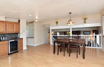 9165 W 74th Ave in Arvada, CO - Foto de edificio - Building Photo