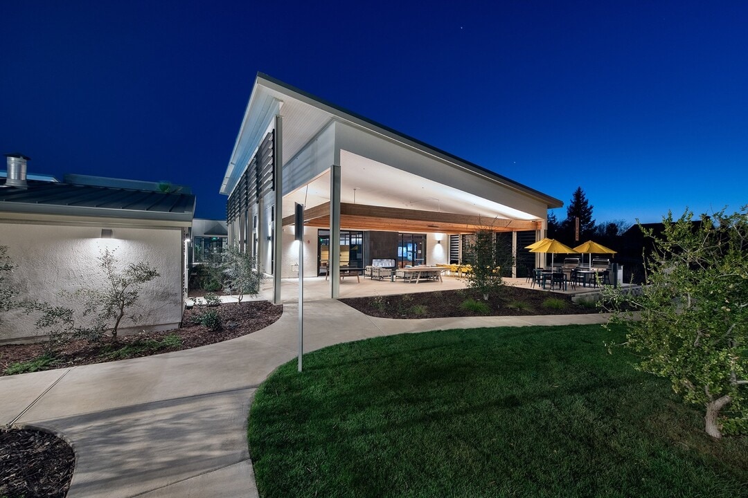 The Offset in Sacramento, CA - Foto de edificio
