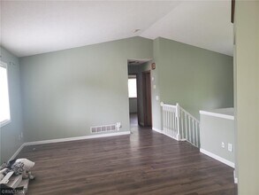 6533 Douglas Dr N in Minneapolis, MN - Building Photo - Building Photo