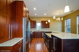 140 Ridge Ave in Evanston, IL - Building Photo - Building Photo