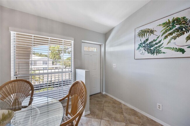 property at 822 Gulf Pavillion Dr