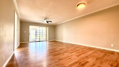 2600 Fiore Way in Delray Beach, FL - Building Photo - Building Photo