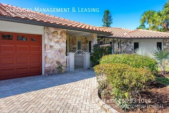 5456 Azure Way in Siesta Key, FL - Building Photo - Building Photo