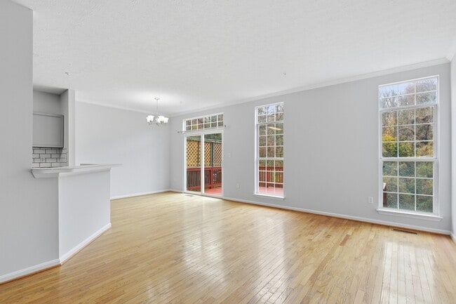 5905 Grenfell Loop in Bowie, MD - Foto de edificio - Building Photo