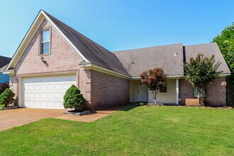 115 Winding Creek Dr in Oakland, TN - Building Photo - Building Photo