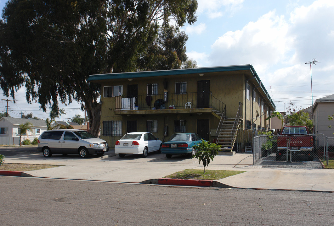 701 C Ave in National City, CA - Building Photo