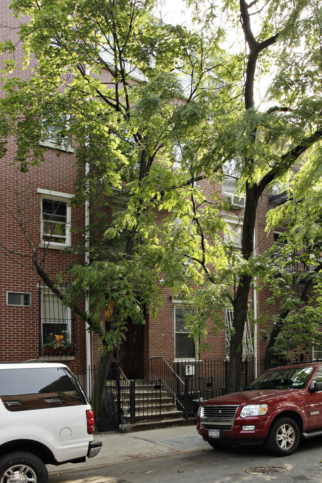 271 E Seventh St in New York, NY - Foto de edificio - Building Photo